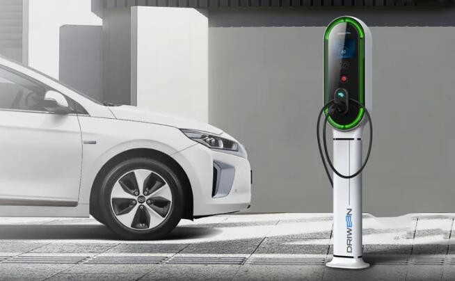 汽車(chē)充電樁加盟VS自營(yíng)，哪個(gè)更適合你？專家為你解答！