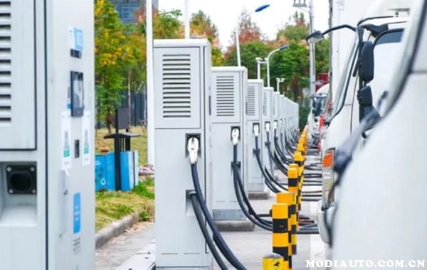 汽車充電樁廠家直銷可以做到品質與價格的雙重優(yōu)勢！