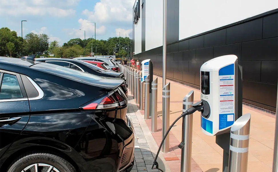 新能源充電樁智慧化轉(zhuǎn)型與時代發(fā)展的緊密關(guān)聯(lián)