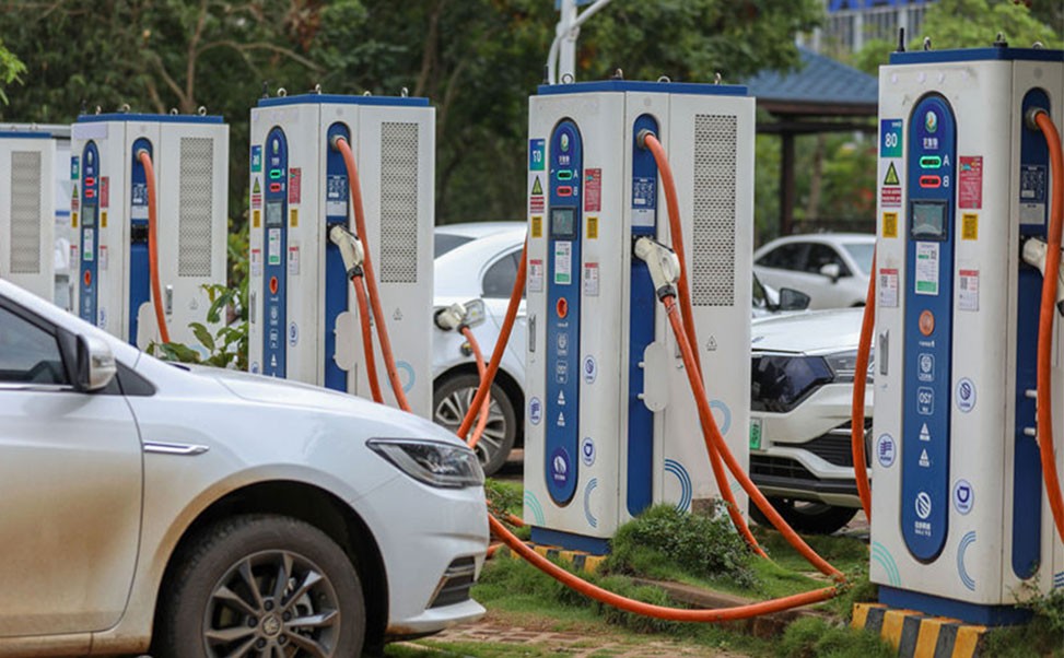 電動汽車充電樁用戶評價與市場適應(yīng)性全探討